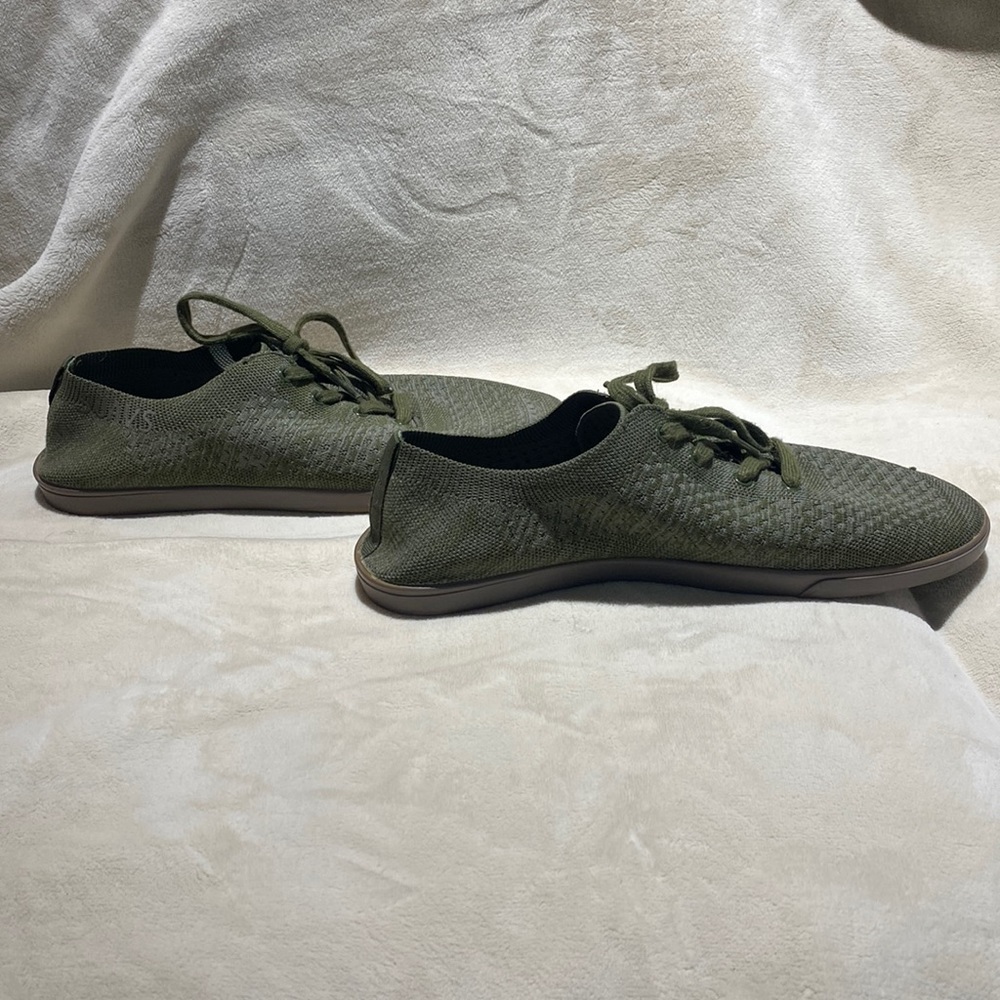 Suavs. The Zilker. Olive Green Shoes